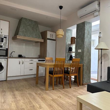 Dos Torres Tenor Gayarre - Encanto Con Balcon Interior Zaragoza Eksteriør bilde
